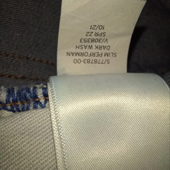 365 Temp Gap jeans 👖 - Picture 7 of 9